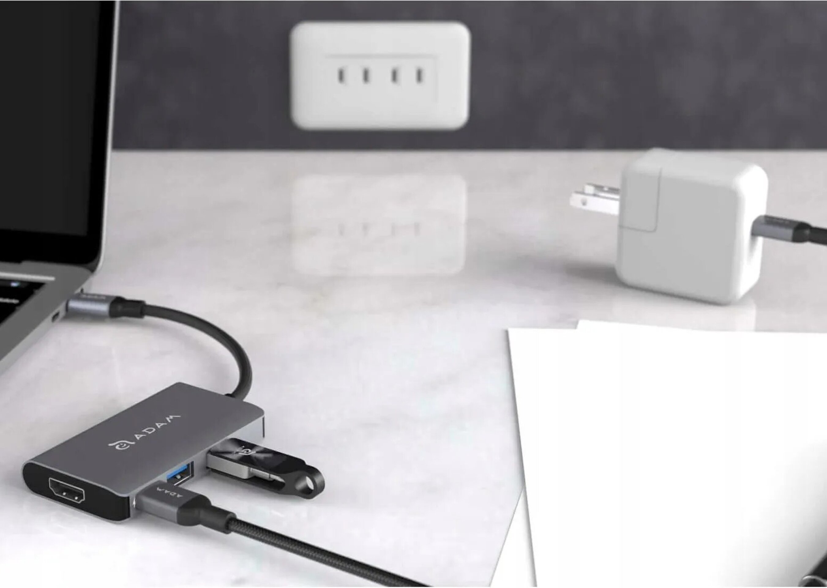 CASA HUB A01m de 4 puertos : USB-A 3.1 X2/ USB-C 3.1/HDMI - 3