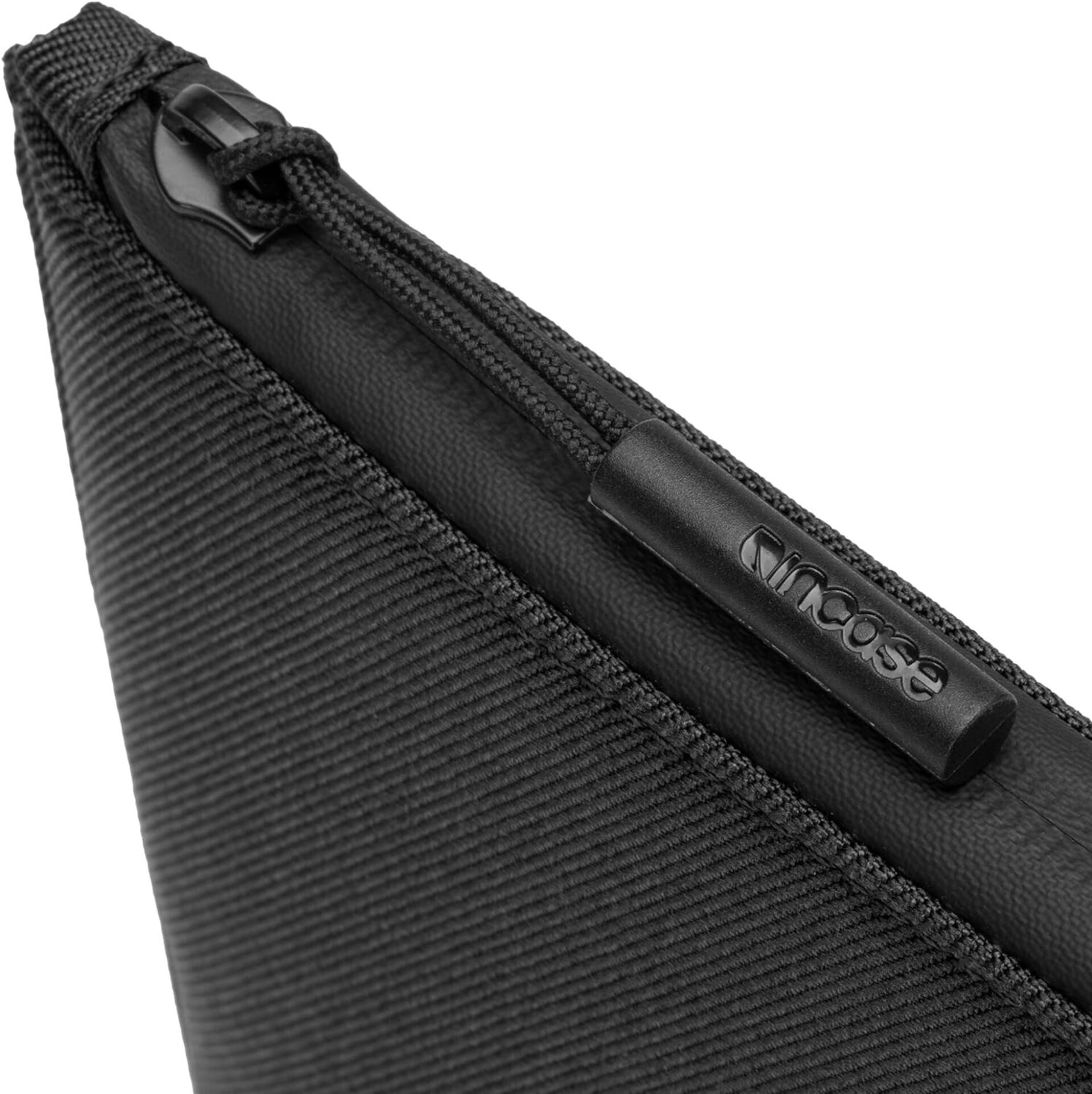 Funda Facet Sleeve de tela reciclada para McBook Pro 16  2021/2023 Negra - 5