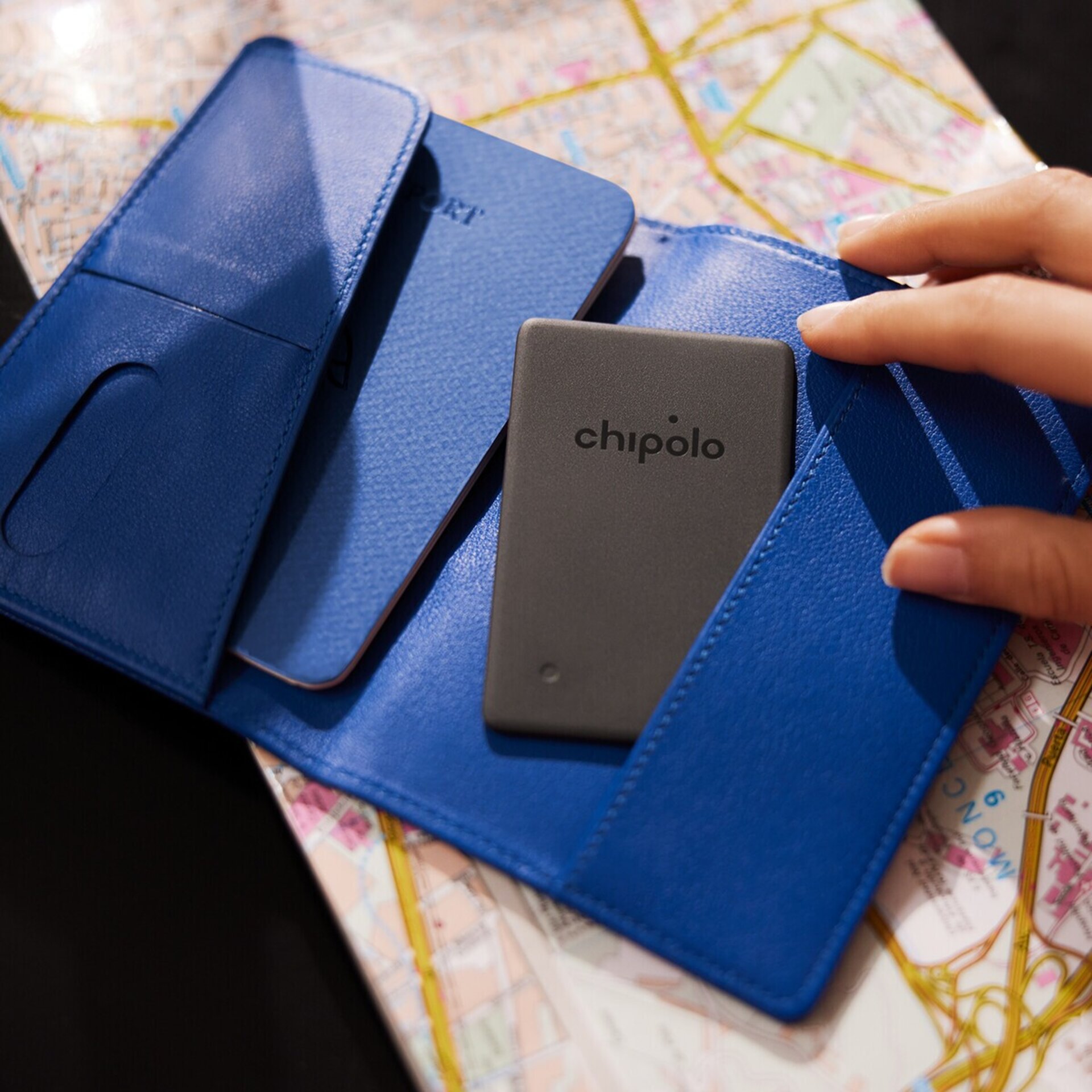 Chipolo CardSPOT Negro buscador de dispositivos con la función Apple Find My - 3