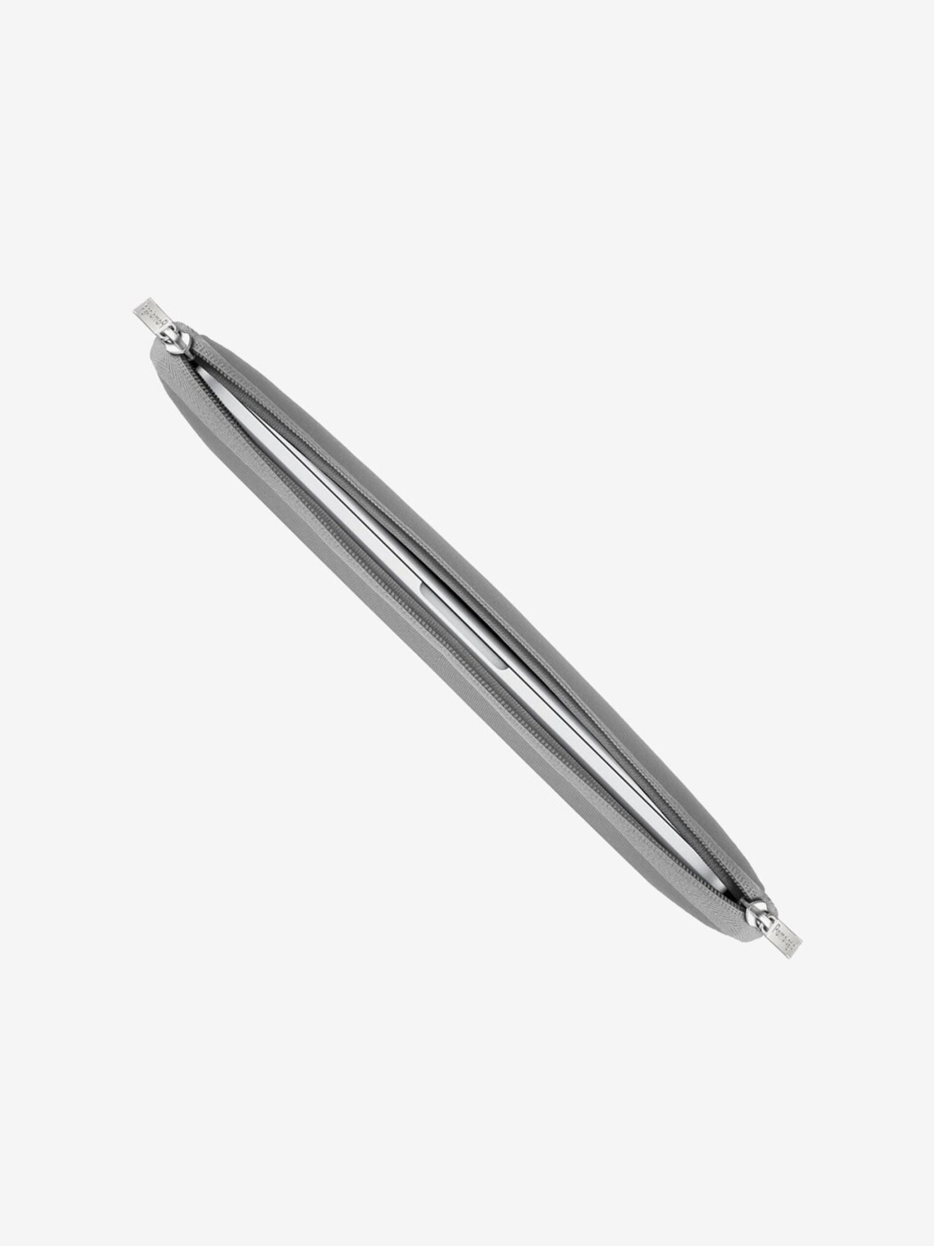 Funda de Neopreno  Pomologic  para Macbook Pro/Air 13 - 5