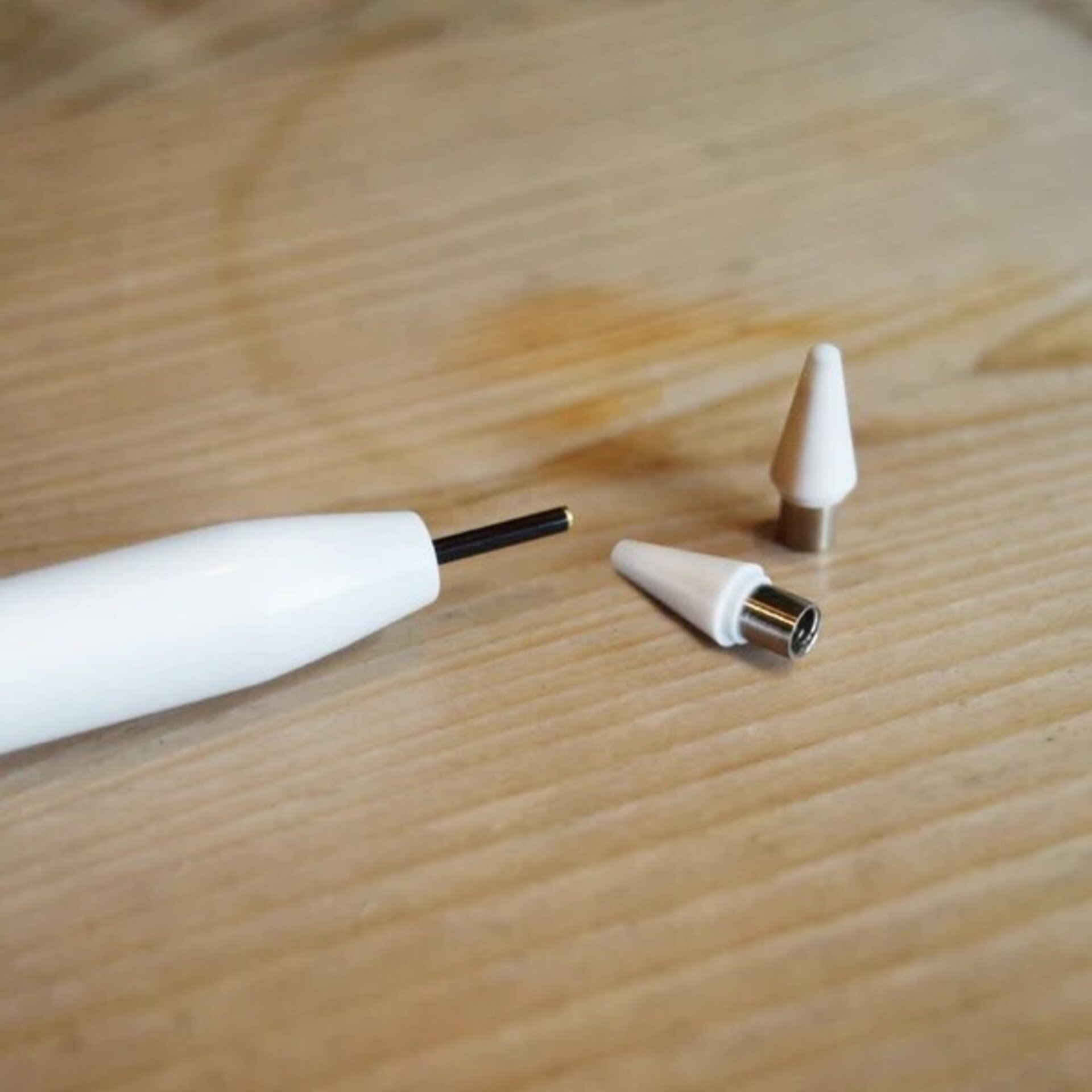 Stylus de punta fina Jot Dash SE Blanco compatible iOs/Android - 2