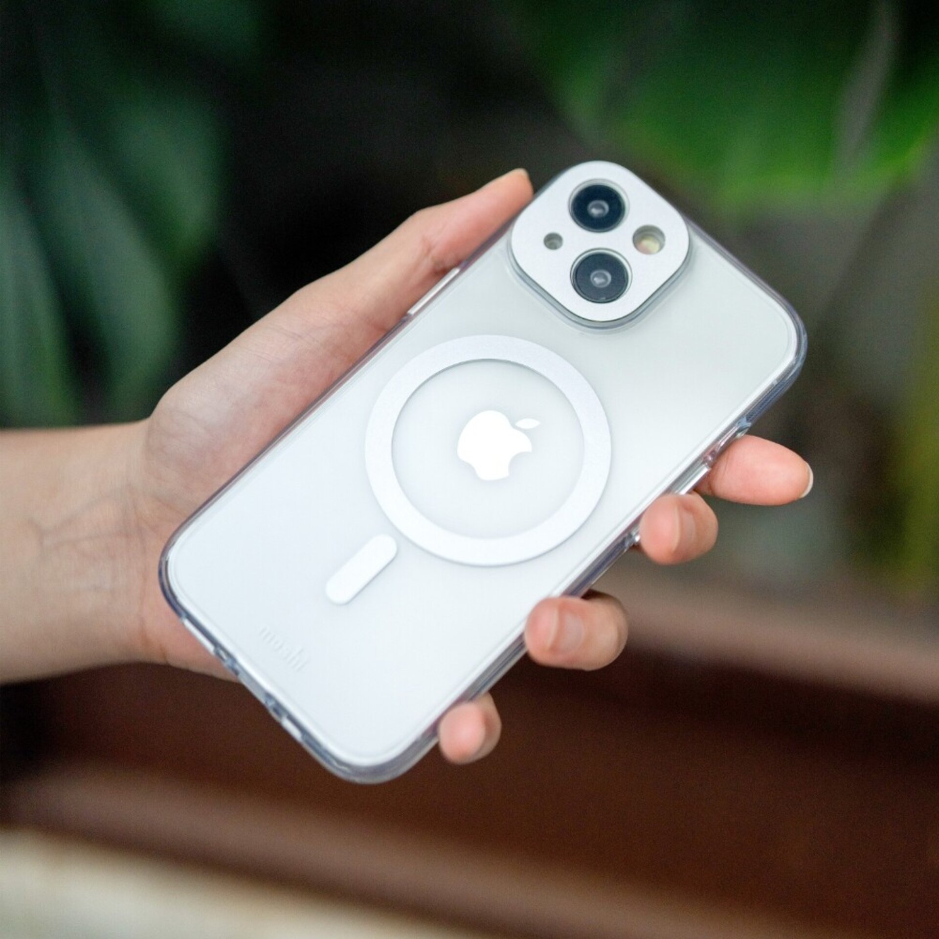 Funda Luna Silver/Dark Gray  iGlaze para iPhone 13/14/15 con magsafe - 9